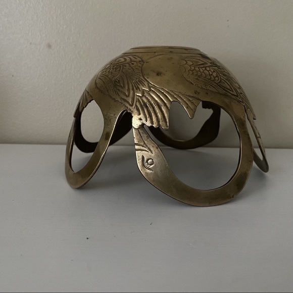 Solid brass embossed swan bowl handmade in India - Picture 3 of 5